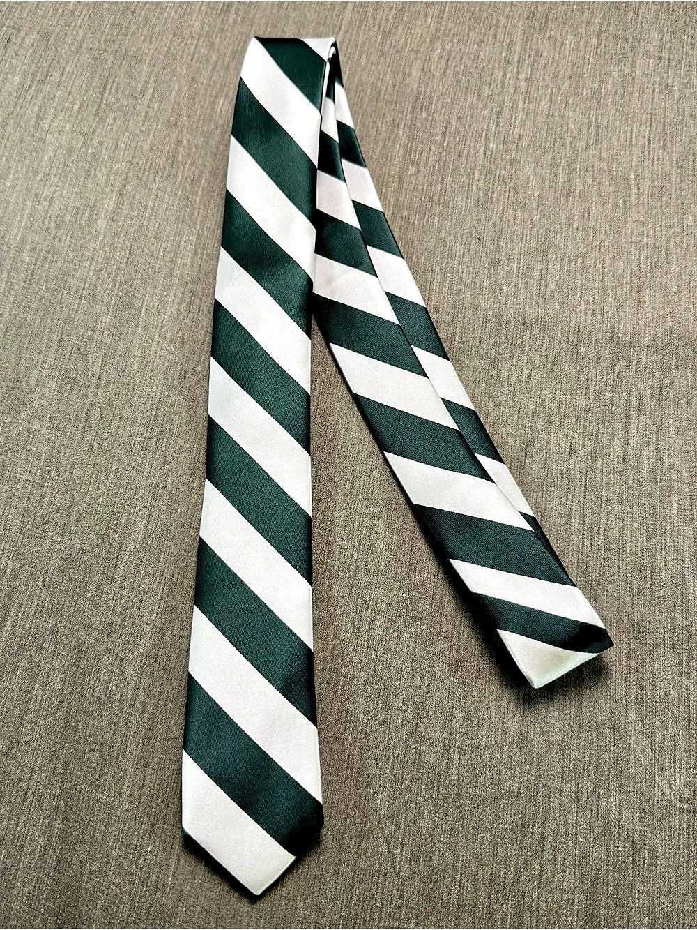TieMart Men's Necktie Hunter Green White Striped Classic Repp Standard 3.25"